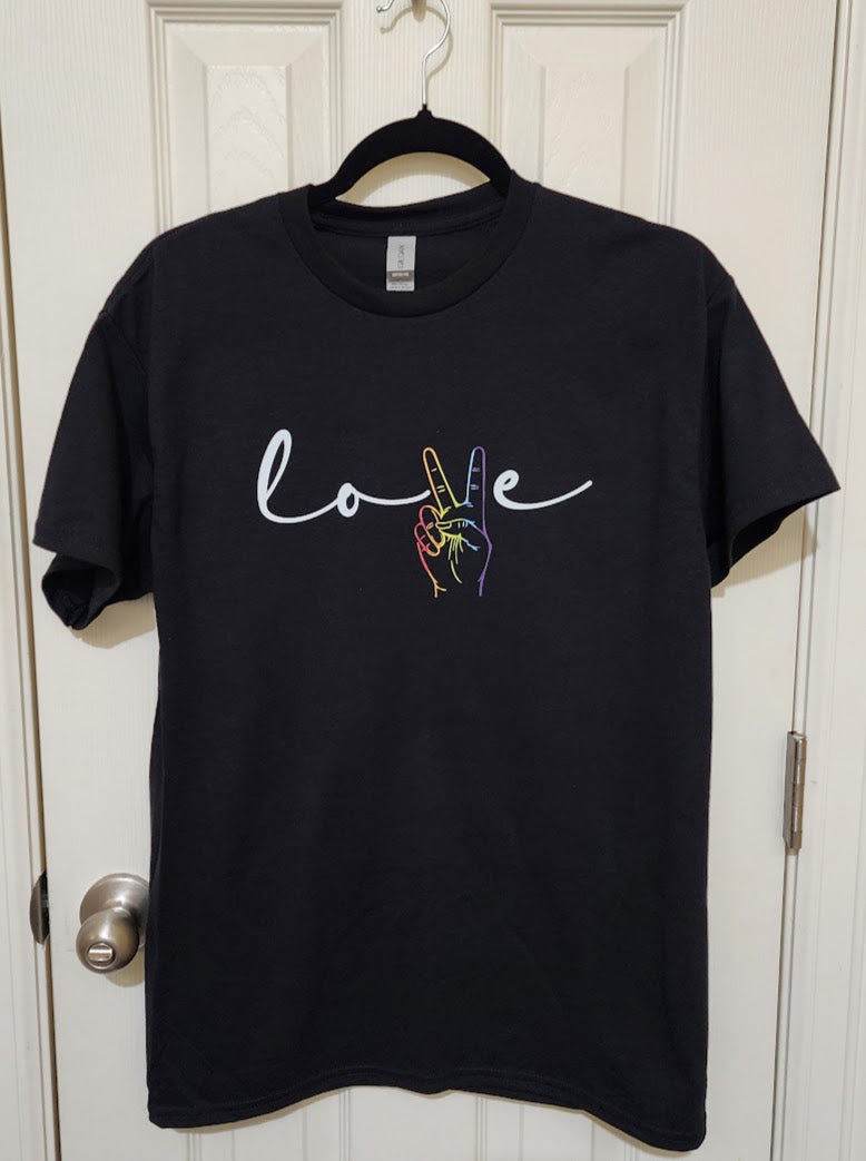 Love T-Shirt