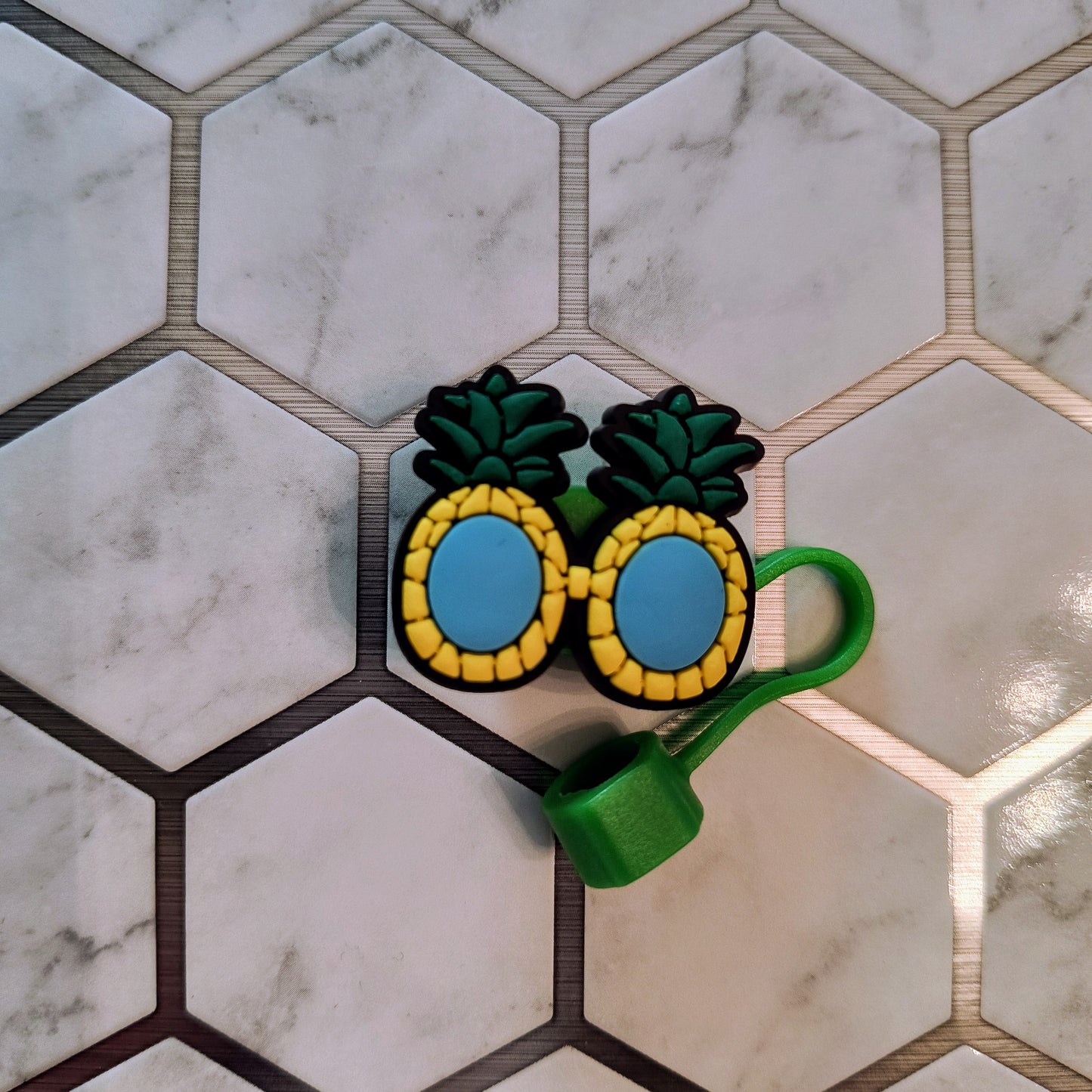 Tropical Straw Toppers